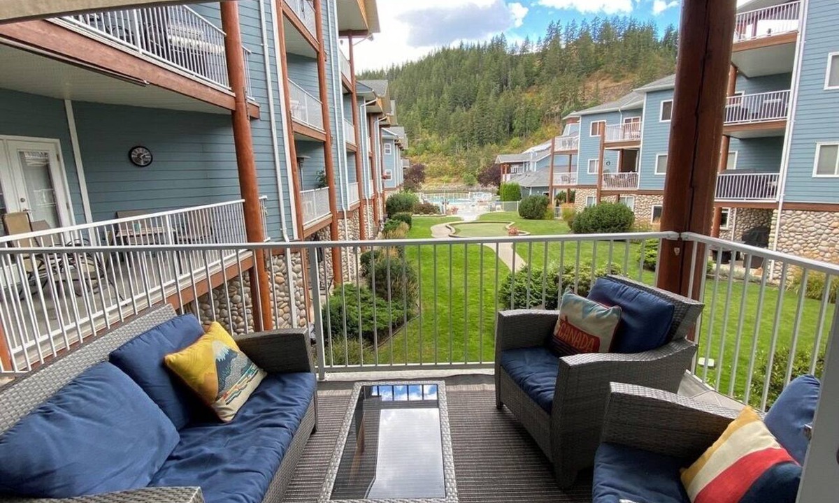 Sicamous Condo | Narrows Condo - Unit A201
