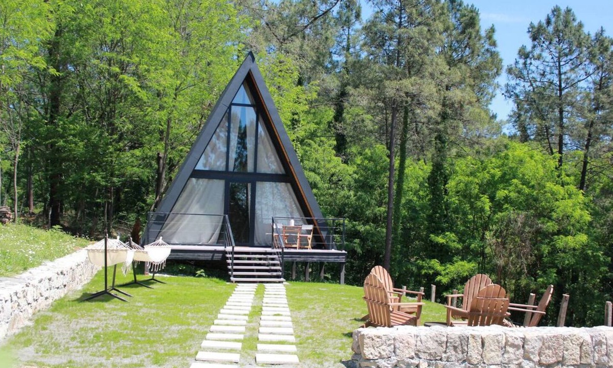 Tsqaltubo Cabin | Nestled amidst the serene woodlands just outside Kutaisi.