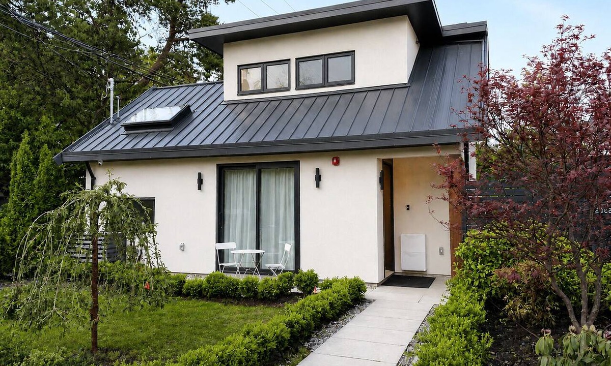 Kitsilano House | New Build 3 Brms Kitslano Retreat (air-conditioned)