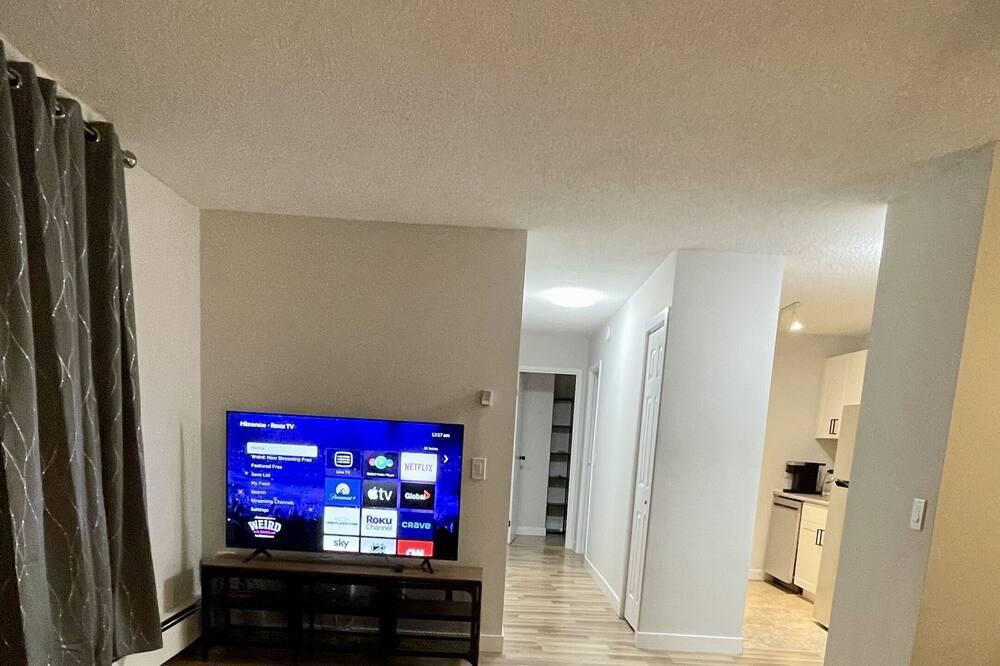 Dalhousie Apartment | Newly renovated 2 bedroom condo with indoor pool