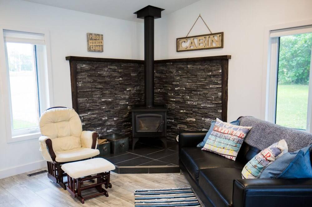 Gull Lake Cottage | Newly Renovated, Rustic/Modern Cabin! Five Min. Walk From The Beach