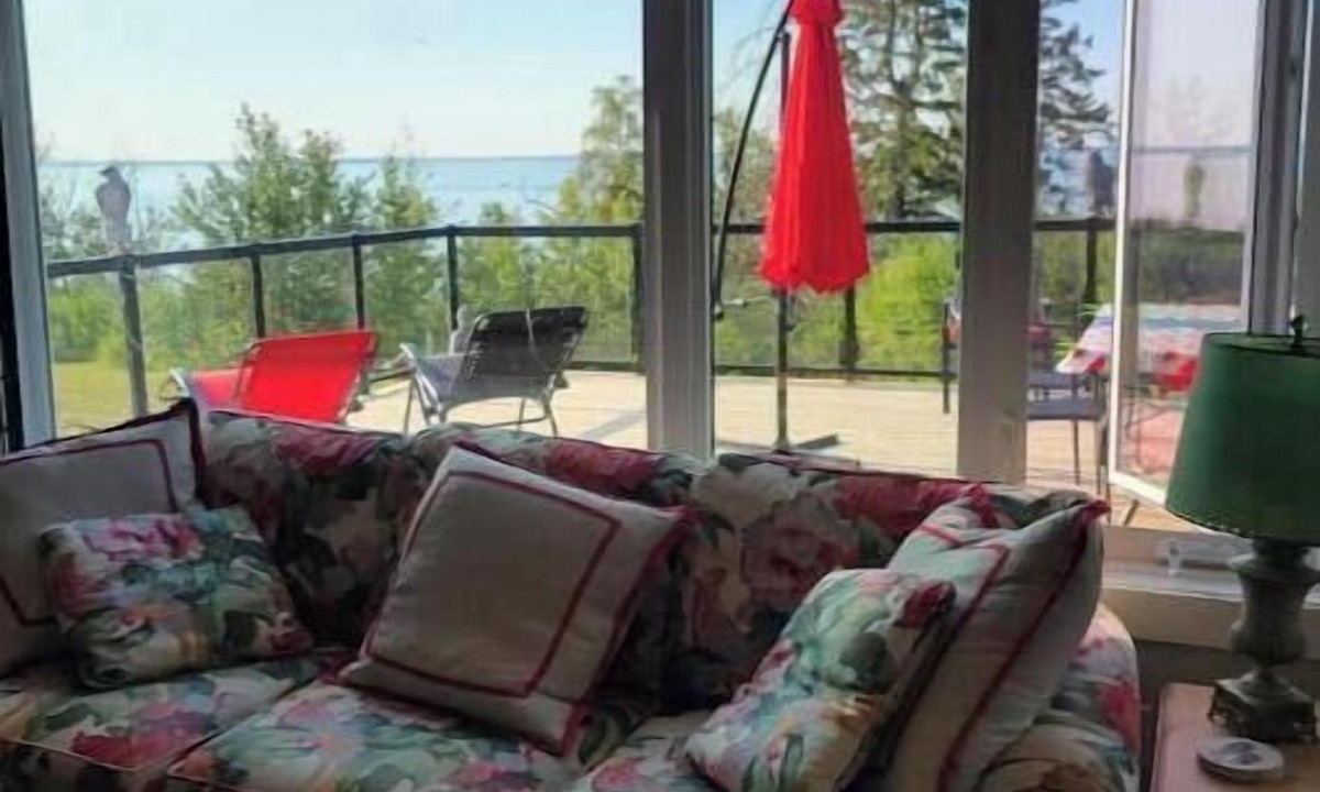 Rochon Sands Cottage | Our cottage is pet friendly and offers plenty of indoor and outdoor activities,