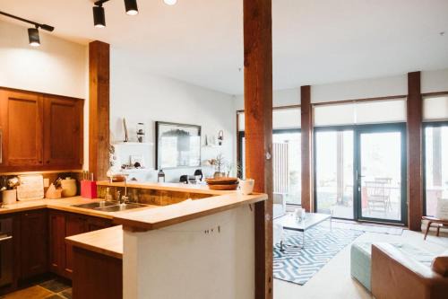 Ucluelet Apartment | Pacific Soul Eco-Luxe Vacation Home