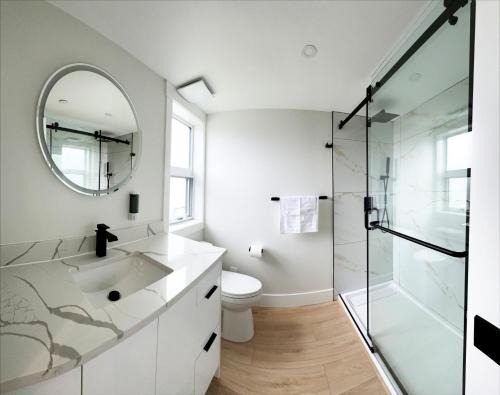 Central Okanagan Apartment | PeachView Deluxe Suites 301