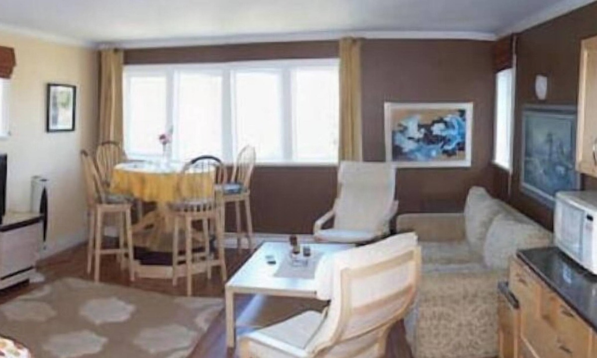 Sechelt Apartment | Penthouse Suite with fabulous VIEW!