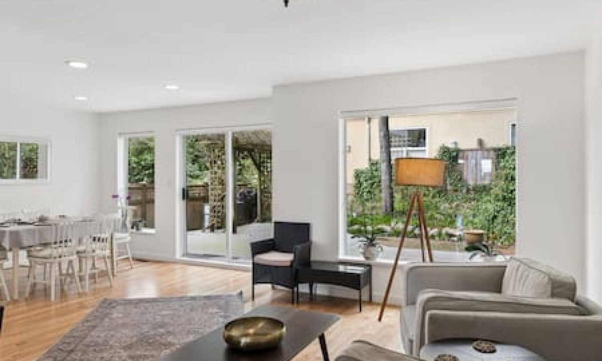 Upper Lonsdale House | Quiet & Spacious Family Home | North Vancouver