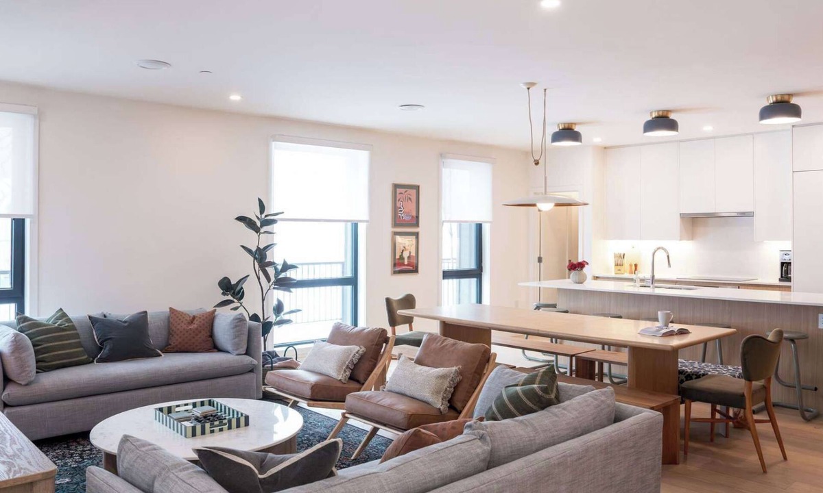 Revelstoke House | Revelstoke - Revel And Rest-New condo!