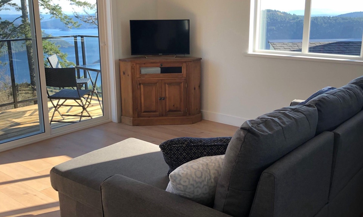 Juan de Fuca Electoral Area House | Rural retreat, amazing views on 21 acres, within driving distance to Victoria.
