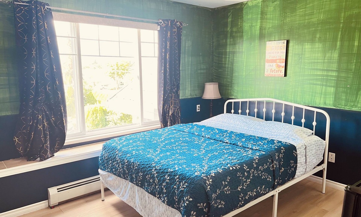 Fleetwood House | RVH'S/Rm A Good location, 45minutes fromYVR Airport