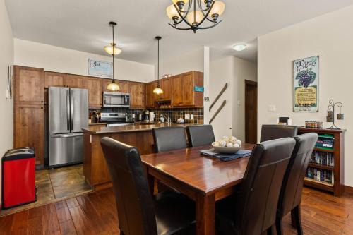 Sun Peaks Apartment | Settler's Crossing #56 ski-in ski-out condo with private hot tub