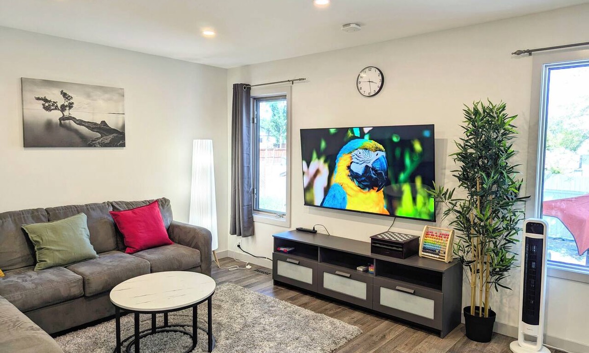 Southeast Calgary House | Spacious 4BR Family Retreat with Huge Park-Like Yard | Shops & Holiday Ready!