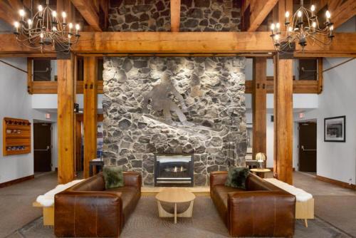 Whistler Village Apartment | Tantalus Lodge by Elevate Vacations