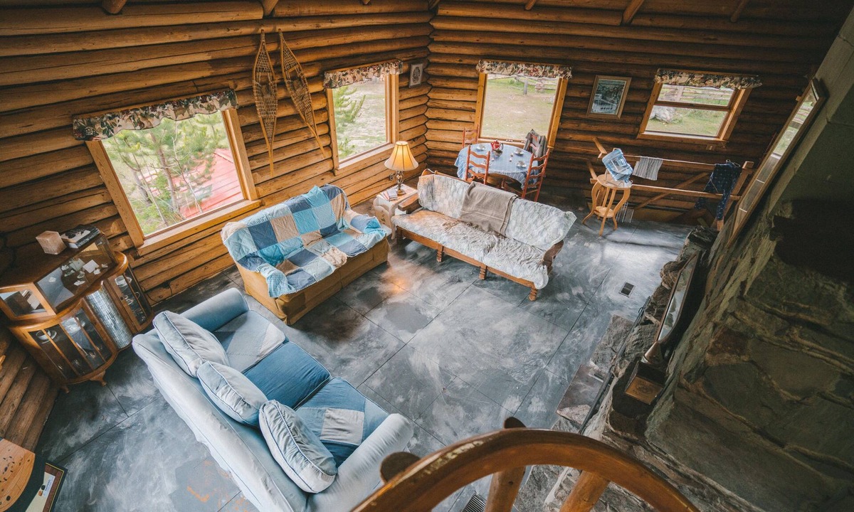Tatla Lake Cabin | Tatla Lake Cariboo BC. Eco Lodge, Lake Access, Farm Stay. Monthly rentals.