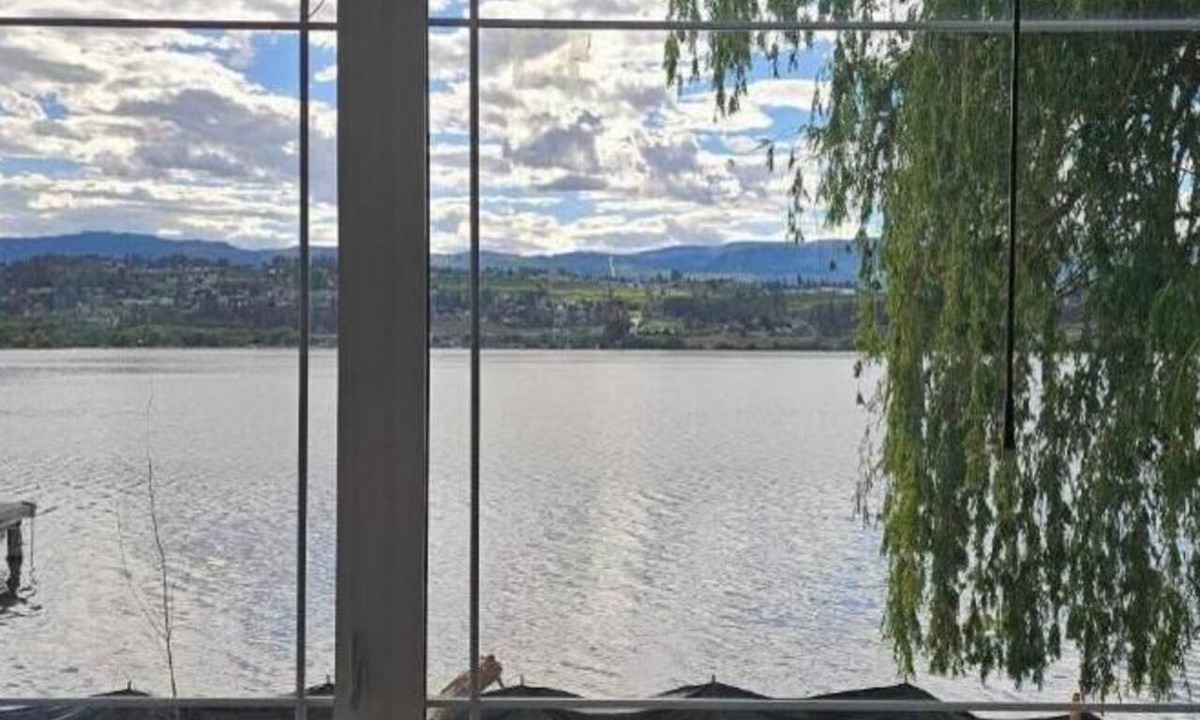 Central Okanagan House | The Point on Wood Lake