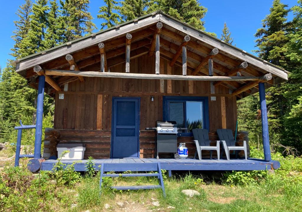 Thompson-Nicola Regional District Cabin | The Rustic Resort