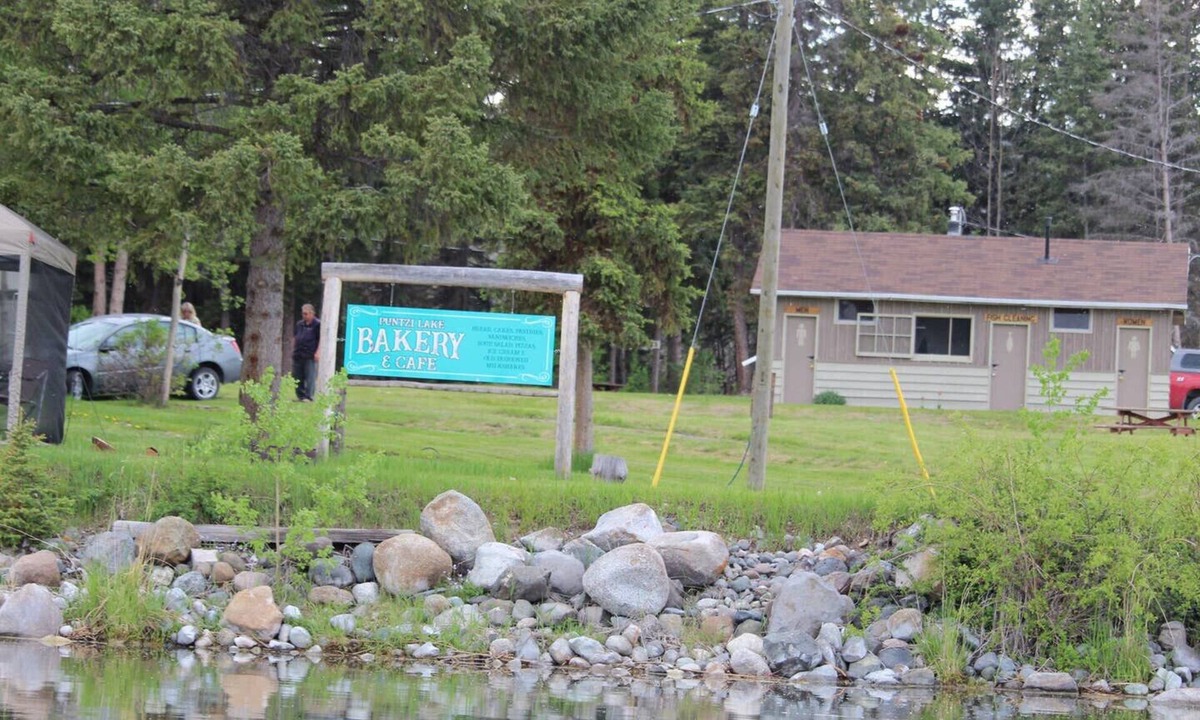 Chilanko Forks Apartment | Woodlands Fishin Resort - Loon Retreat # 2