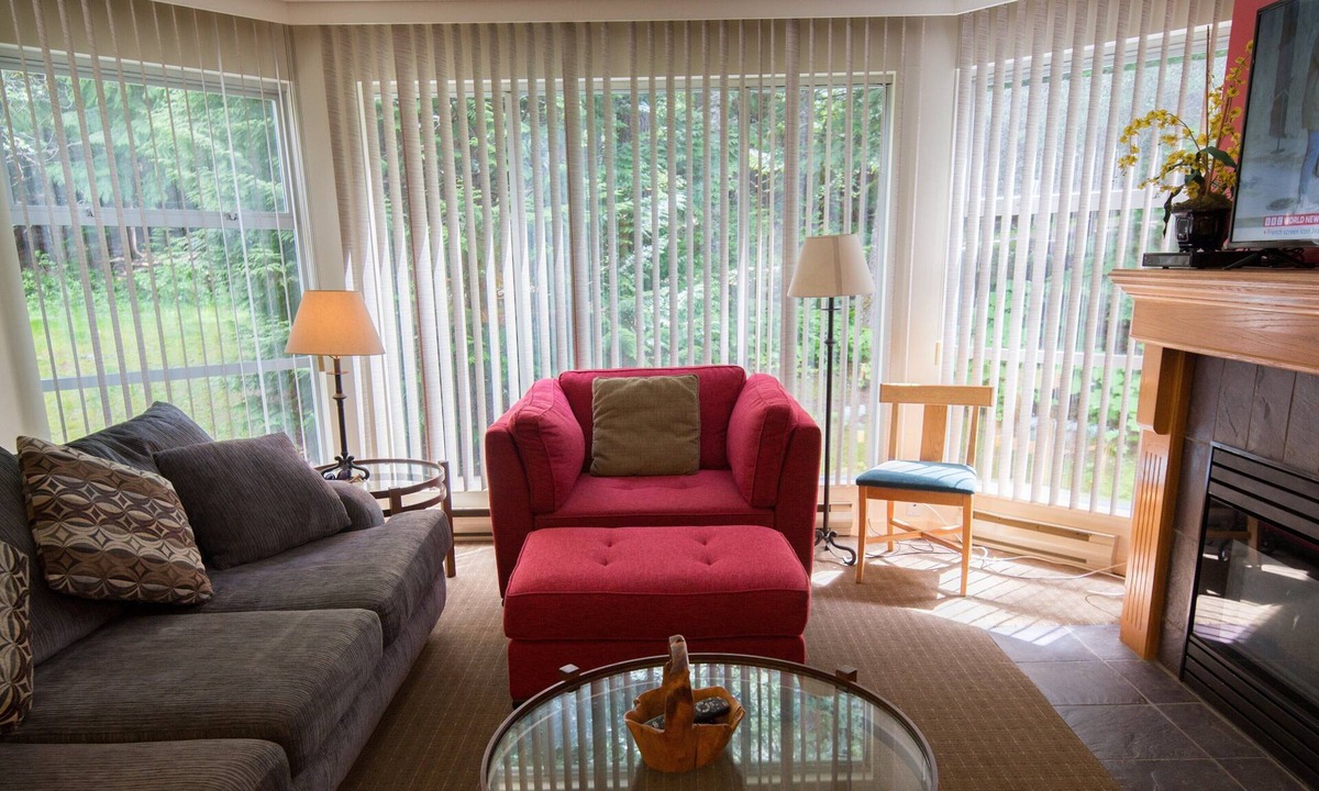 Upper Village Condo | Woodrun Lodge - True Ski In/Ski Out, Pool, Hot Tub, Perfect for Families