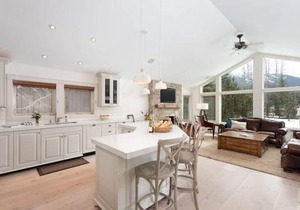 8166 Nicklaus North