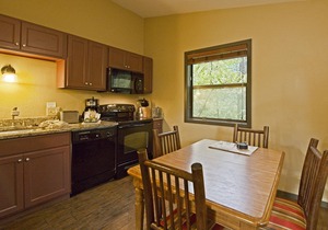 Christmas Mountain Village™ - Wisconsin Dells - 2 Bedroom Cottage in Wisonsin Dells