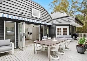 Mac's Beach House by HolidayCo. in MacMasters Beach