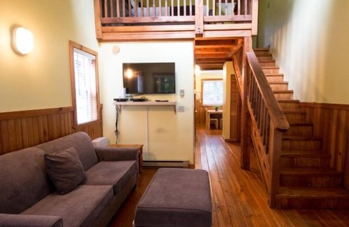 Ucluelet Cottage | 1 Bed A - Cozy 2 Story Cottage Walking Distance to Two Beaches