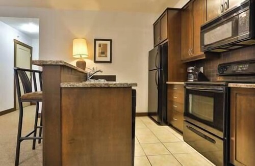 Fernie Condo | 1 queen bed unit at Silver Rock