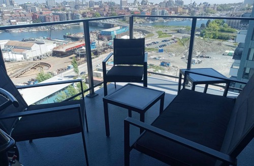 Victoria West Condo | #157 Tyee Rd Beautiful 2 bed 2 bath condo