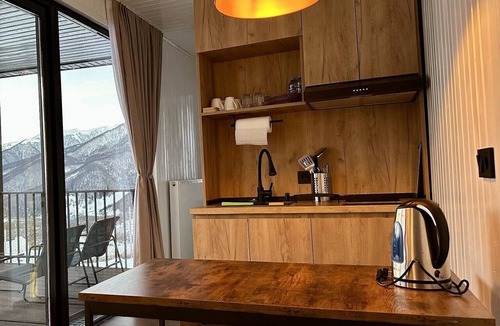 Dusheti House | 2-Bedroom Shipping Container Near Gudauri
