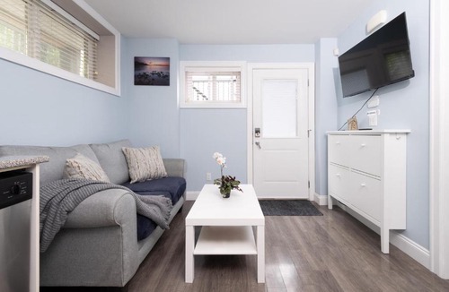 Renfrew-Collingwood Apartment | 2 bedroom suite Walk to SkyTrain, Grocery, Macdonald & more