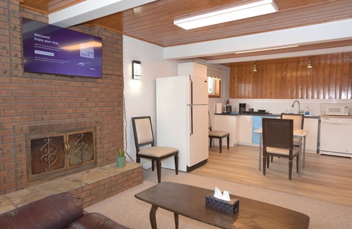 Medicine Hat House | 2 beds,1 bath, own kitchen, own laundry and separated entrance in Medicine Hat