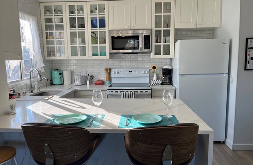 Bankview House | 3.7 km from STAMPEDE GROUND , easy access to SAIT,Mt Royal University