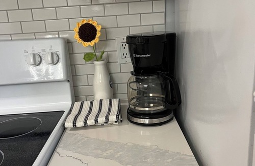 Bankview House | 3.7 km from STAMPEDE GROUND , easy access to SAIT,Mt Royal University