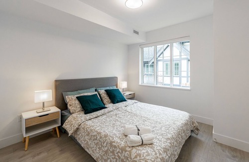 Richmond City Centre House | 3BDR & 2.5Bathroom | 1000 sq.ft | NEW Townhouse | Richmond Center