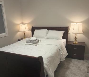 Cochrane Apartment | 4 Bedroom Duplex house