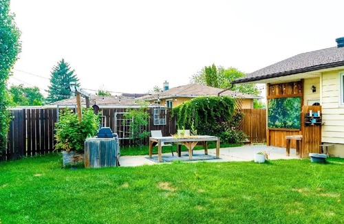 Jasper Place House | 4 minutes to west Edmonton Mall family friendly homes with huge backyard patio.
