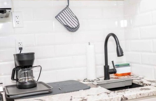Calgary Apartment | An Elegant & Comfy 2- Bedroom 2-Bathroom Ensuite