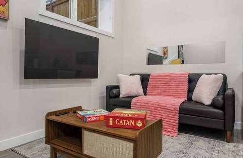 Northwest Calgary House | Arcade, Great Coffee, 80 min Banff, Brand New