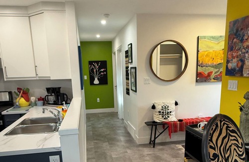 Okanagan-Similkameen House | Art Houz Penticton: Colour, Creativity and Comfort in the Okanagan Valley
