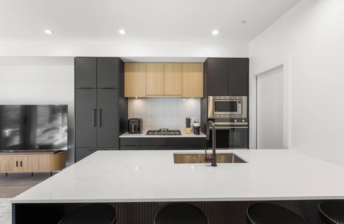 Langford Condo | Bear Mountain Retreat | AC | 400 Sq Ft Patio | Golf & Resort-Style Amenities