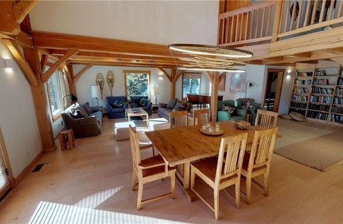 Forest Ridge Estates House | Beautiful 4 bedroom Timber Frame Home in Panorama