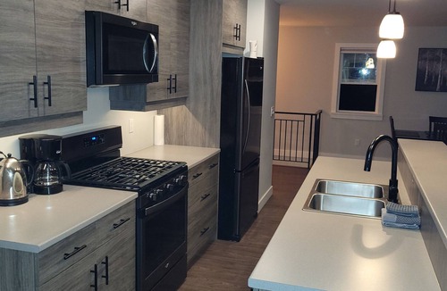 Halfmoon Bay House | Beautiful home 5 minutes to hiking, biking and beaches.