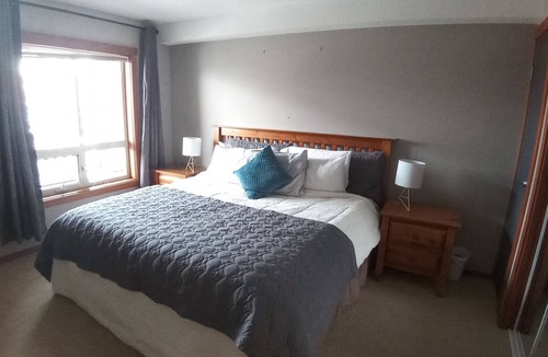 Sun Peaks Apartment | Beautiful One Bedroom in the Heart of the Village