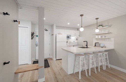 Panorama Condo | Beautifully renovated condo at Panorama Mountain Resort in Toby Creek Lodge