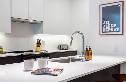 Revelstoke Apartment | Beutt's Hygge House - Charming One-Bedroom Condo