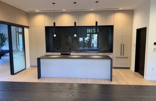 Burnaby Apartment | Brentwood Skyline Garden Suite