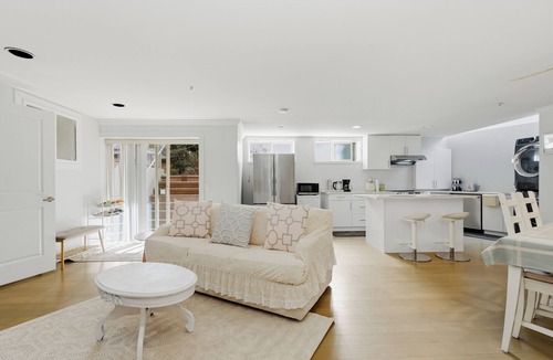 Kerrisdale House | Bright 3BR Home Near UBC & Vancouver Hotspots