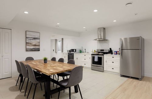 Willoughby House | “Bright, cozy 2‑bedroom bsmt suite with large parking in a quiet, family‑friendly area. Near Langley Events Centre and close to Willoughby Town Centre, Willowbrook, Costco, Walmart, cafés, parks, and Hwy 1 for easy travel across the Lower Mainland.