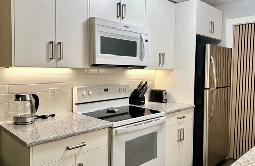 Central Okanagan Apartment | Bright Ground-Level 1BR Suite Near Golf, Trails & Wineries