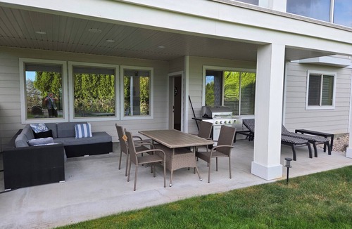 Southwest Mission House | Bright, new and quiet suite that is pet friendly.