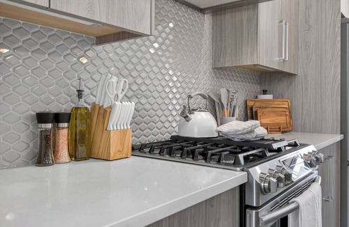 Northwest Calgary House | Calgary Urban Lodge: Hot Tub, Sauna, Game Room